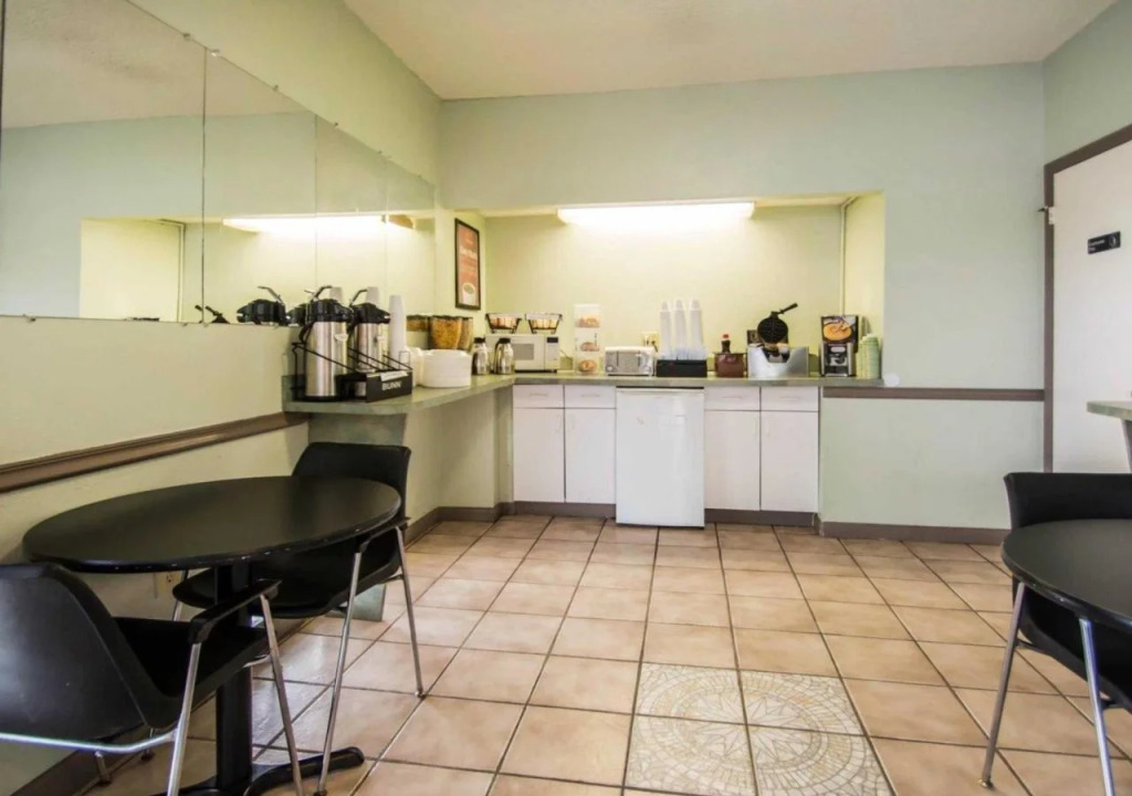Americas Best Value Inn - Gainesville