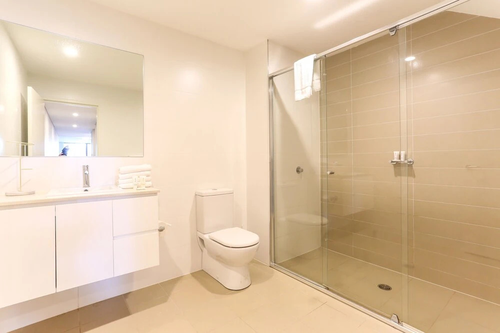Spacious Apartment at Waitara