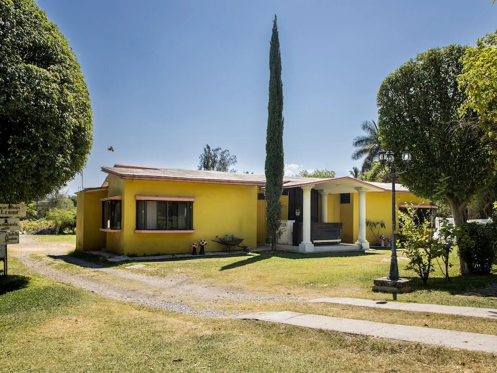 Villas el Paraíso, El Rollo