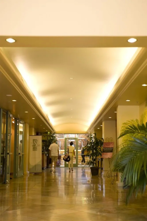Villa Arden Hills