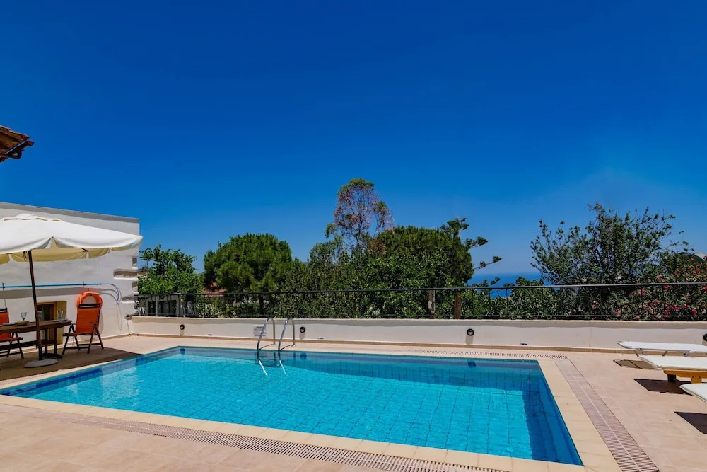 Mylo Villa