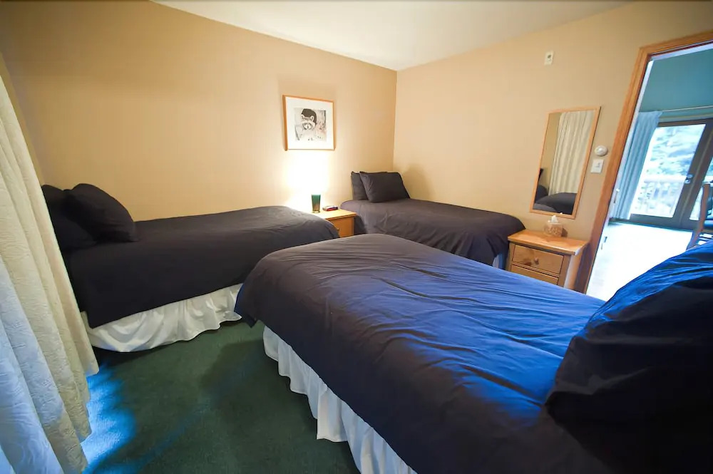 Lorimer Ridge Lodge