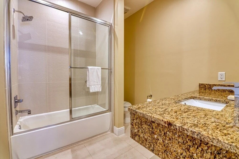 The Magic Townhouse 3 Bedroom Townhouse by Redawning