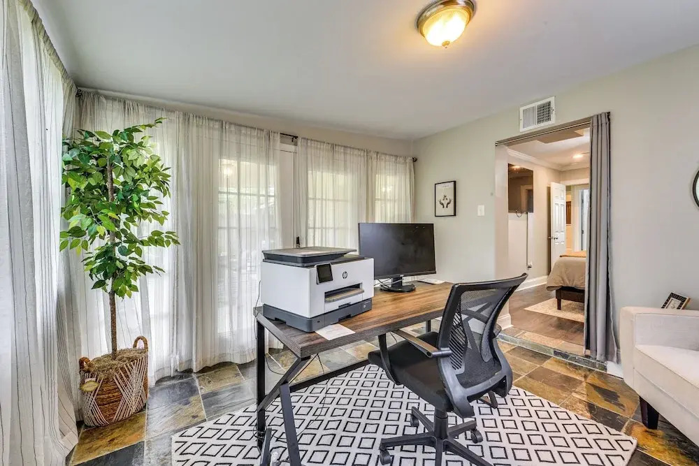 Baton Rouge Home w/ Private Patio: 2 Mi to Lsu!