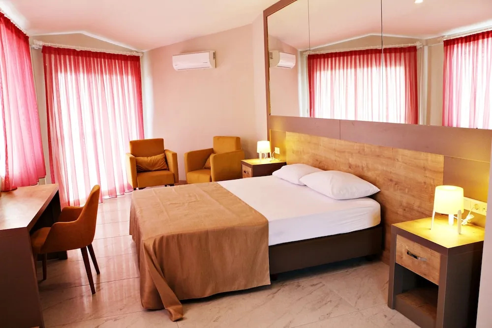 Ferah Hotel