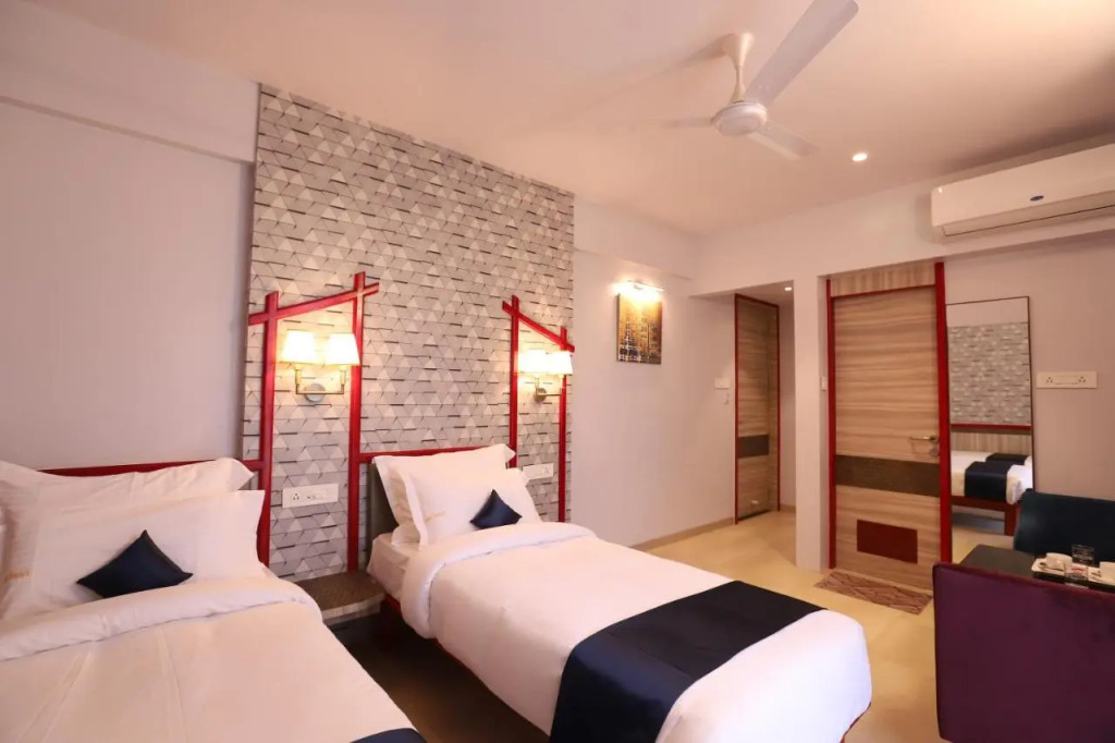 Hotel Prabha Palace