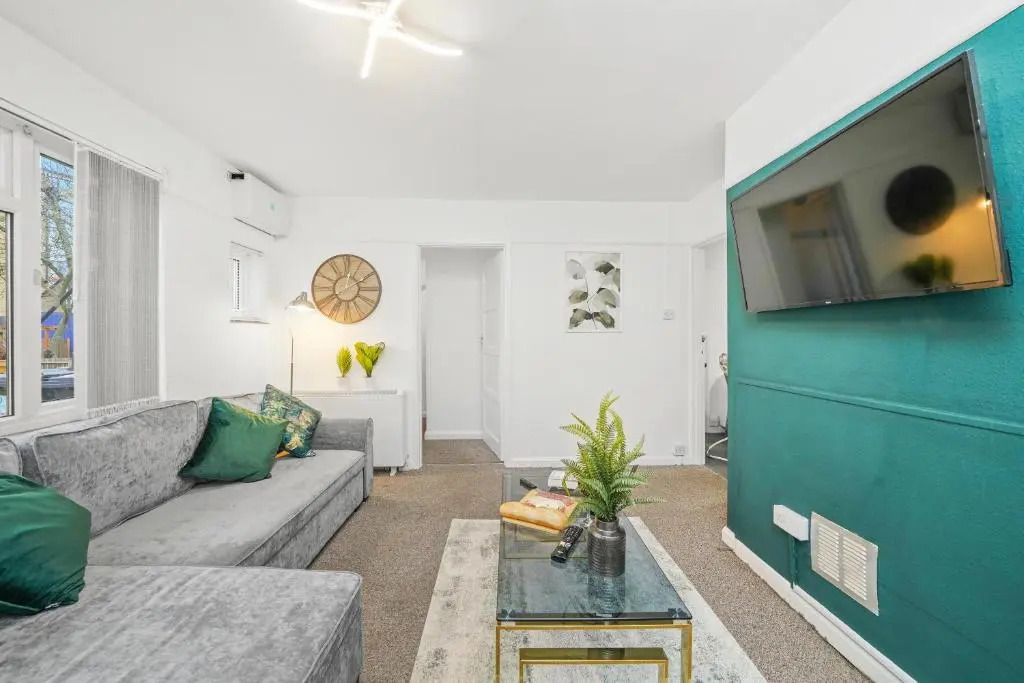 Newly Launched ✪Classy 2-Bed Property✪ Chelmsford