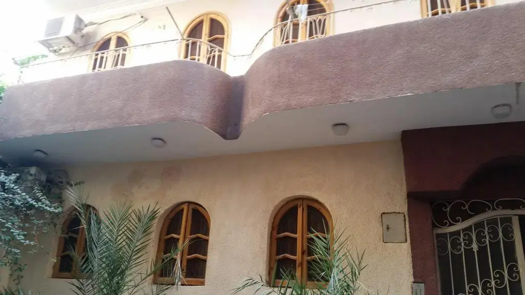 Paradise Luxor Hostel