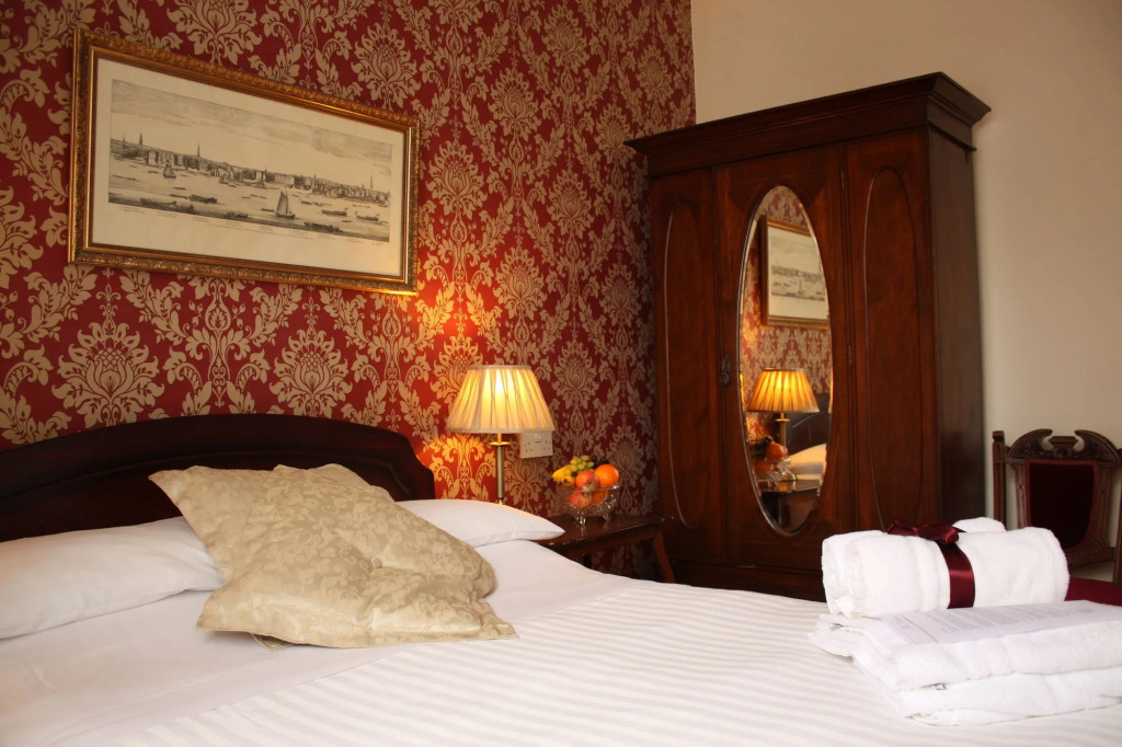 The Marstan Hotel