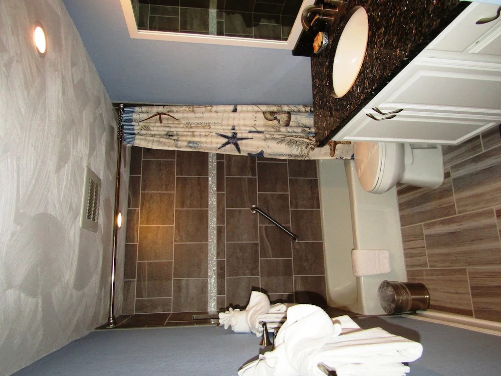 Club Regency at Regency Towers