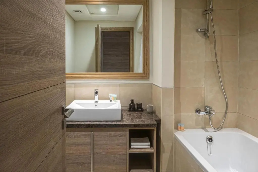 Elegant 1 Bedroom in Madinat Badr