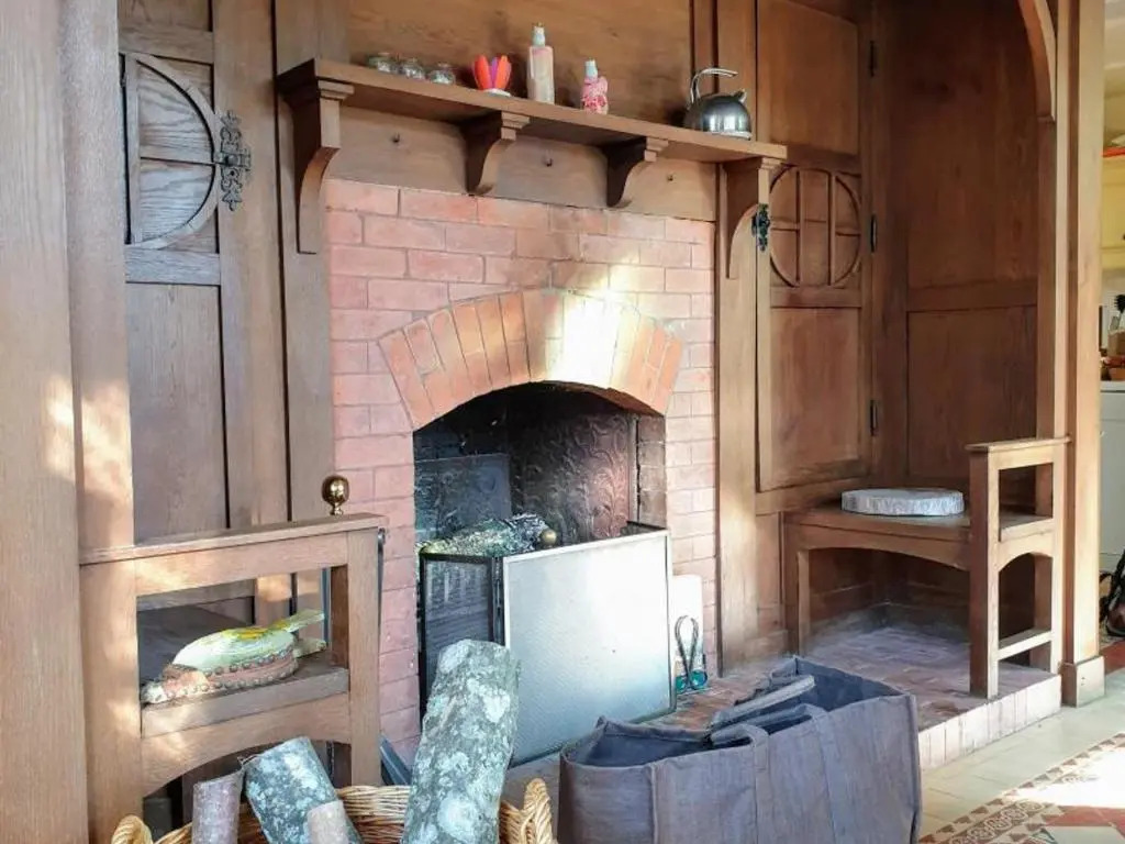 Retraite Paisible au Cœur de la Forêt de Rambouillet avec Étang Privé et Charme Authentique - FR-1-527-8