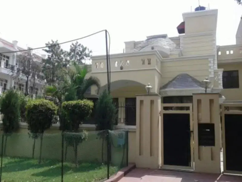 OYO 8492 New Star House