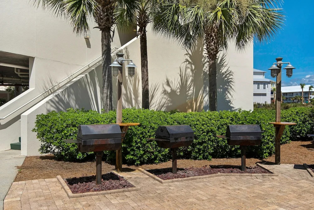 Dunes of Seagrove Condominiums