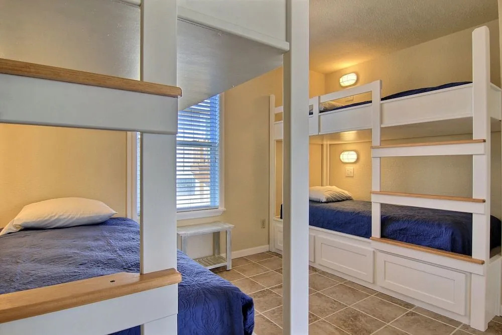 Beach Beauty 9LC 3 Bedrooms 3 Bathrooms Home