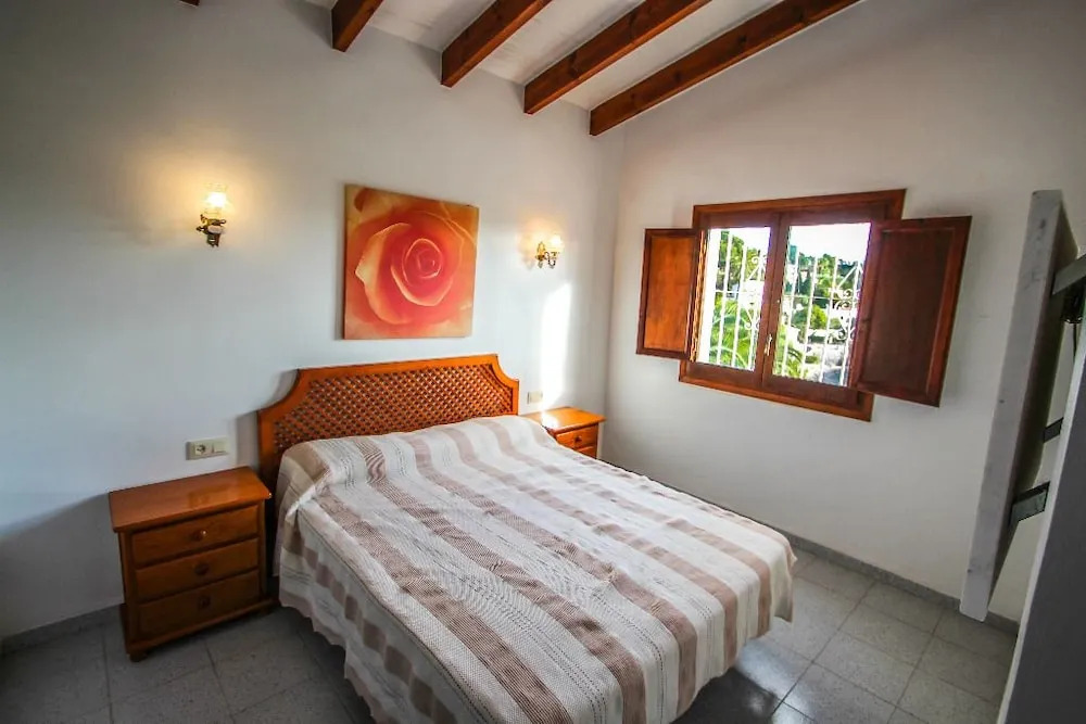 Buenavista - holiday home with private swimming pool in Benissa
