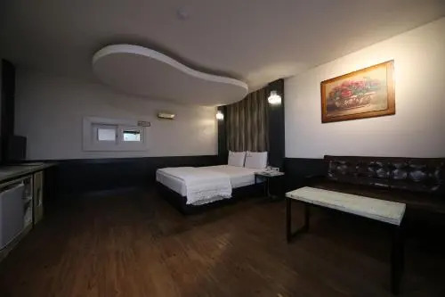 Hotel Midas