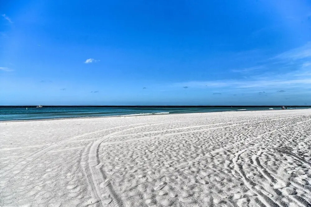 Apartment w/ Easy Access to Indian Rocks Beach!