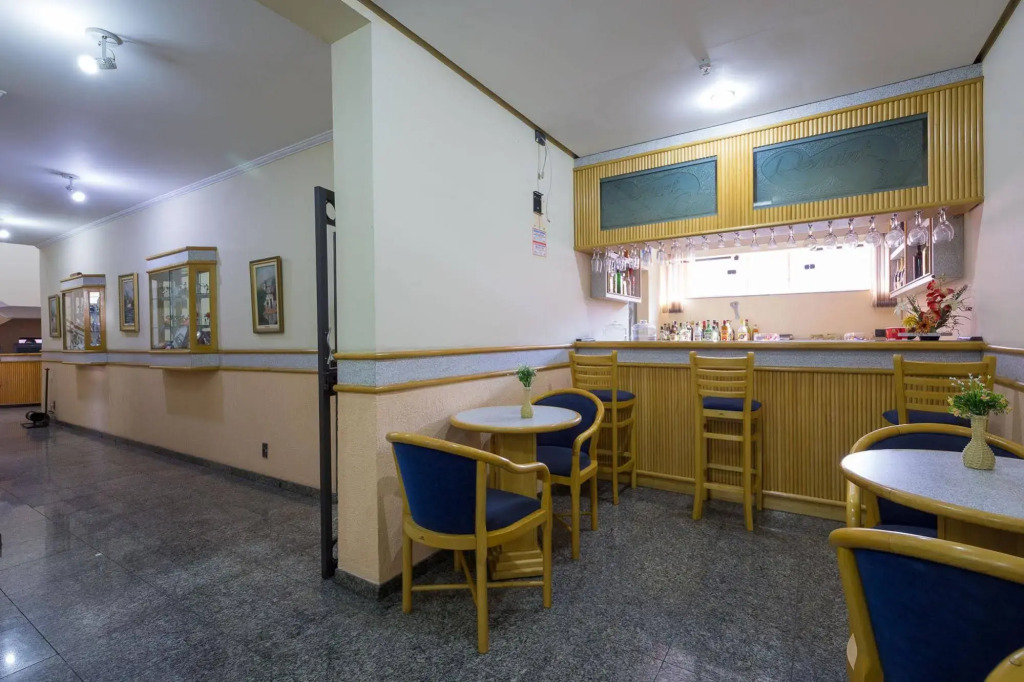 Requint Hotel