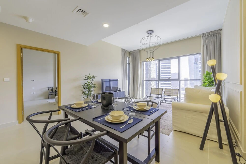Monty - Upscale Modern 1BR in the heart of DT Dubai