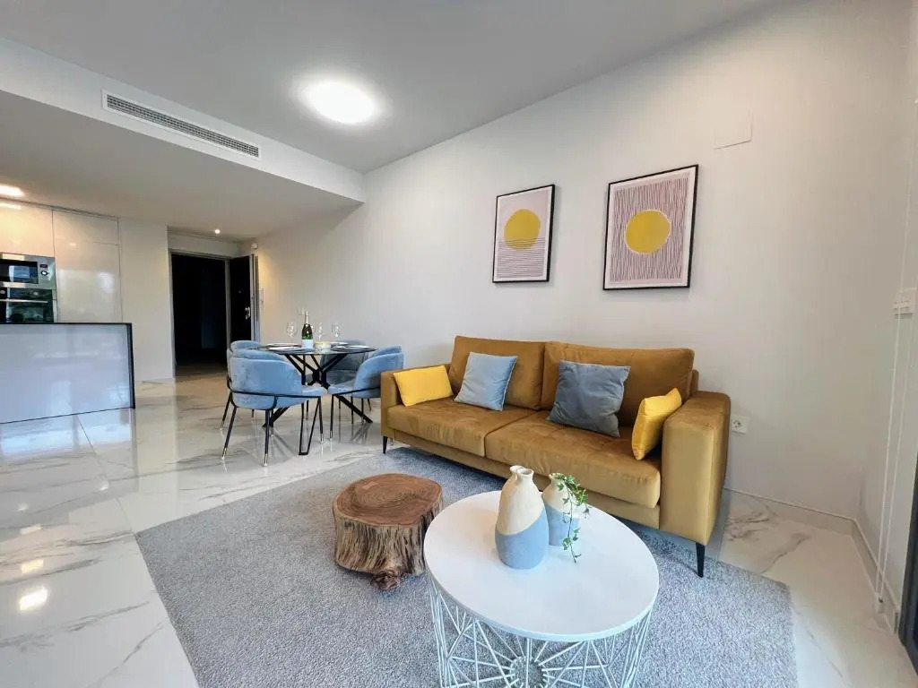 Luxury first floor apartment LA4