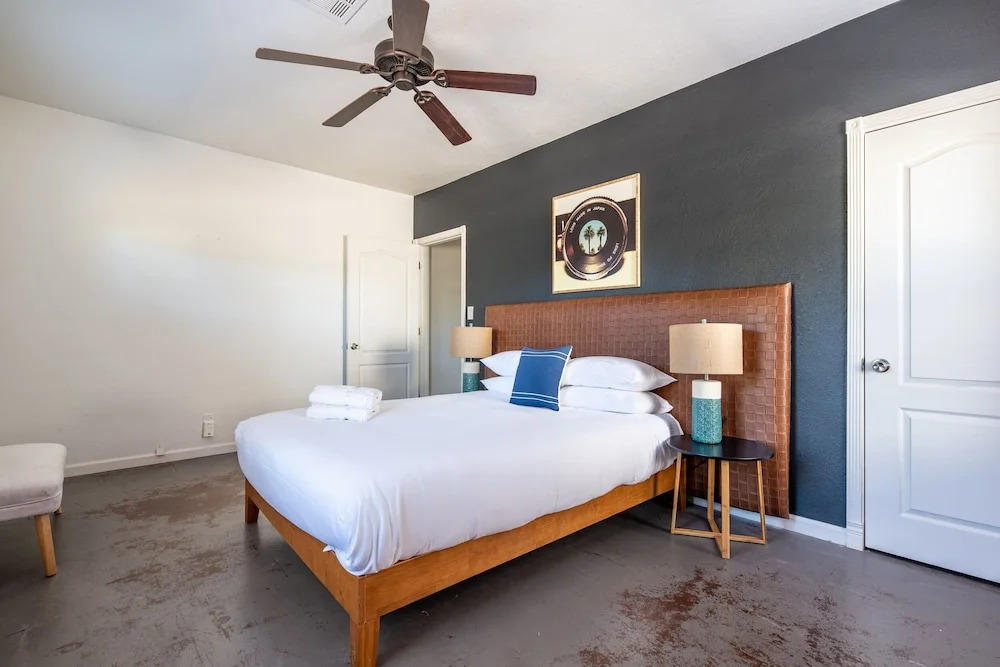 Cozy 2BR Home in Central Phoenix by WanderJaunt