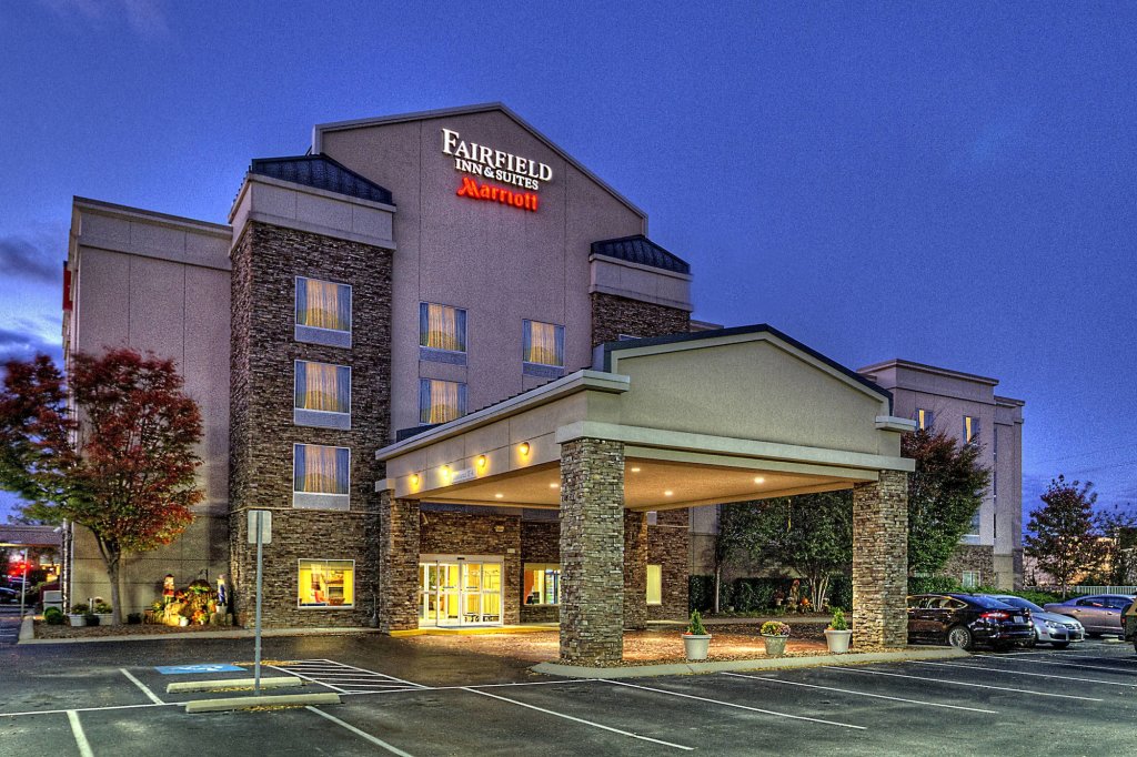 Отель Fairfield Inn And Suites Murfreesboro.