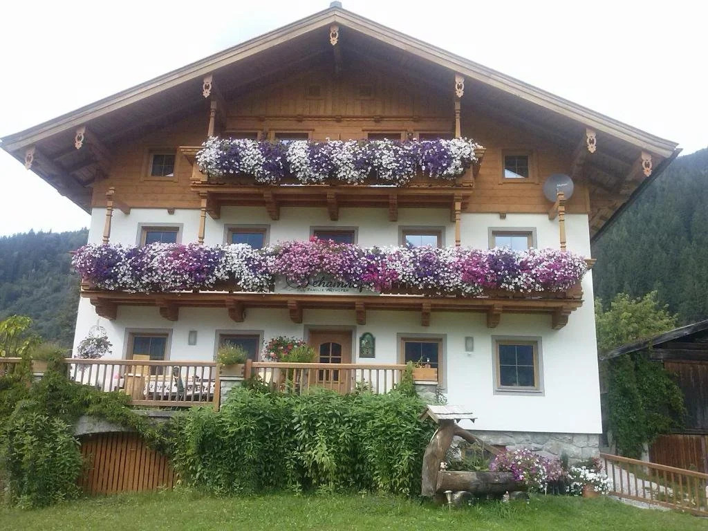 Ferienwohnungen Behamhof