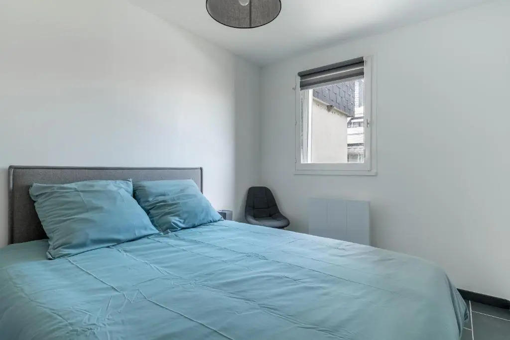 Appt Lumineux - Avec Balcon a 400m de la Plage