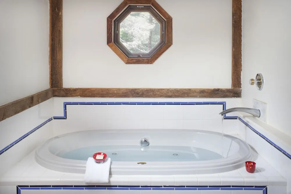West Hill House B&B in Mad River Valley