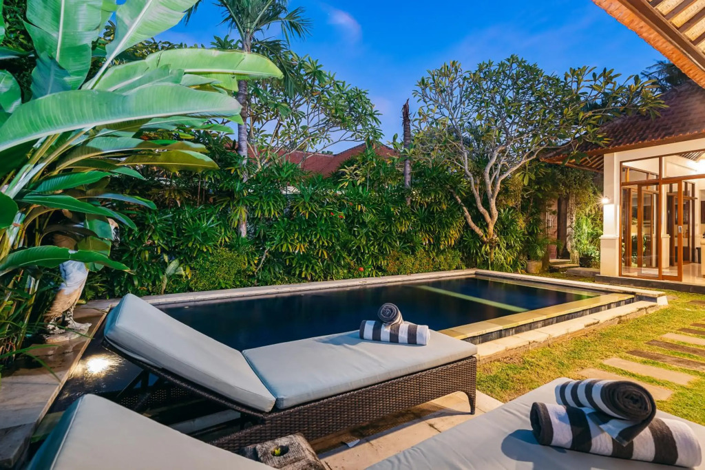 5Min WALK TO Beach - PRIVATE POOL MAHAYANA VILLA
