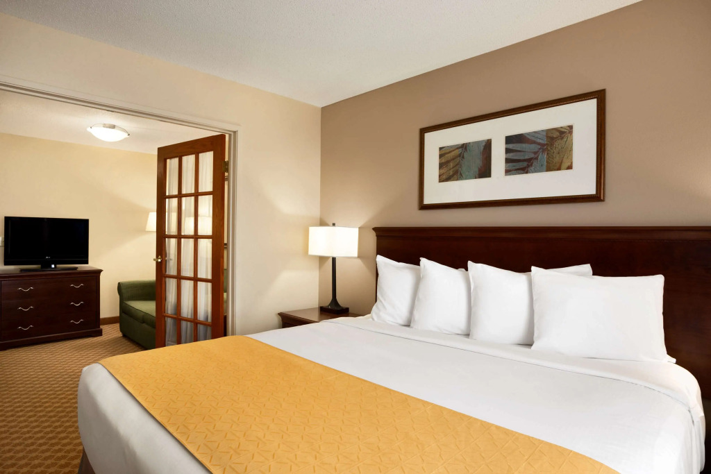 Country Inn & Suites by Radisson, Maumee - Toledo