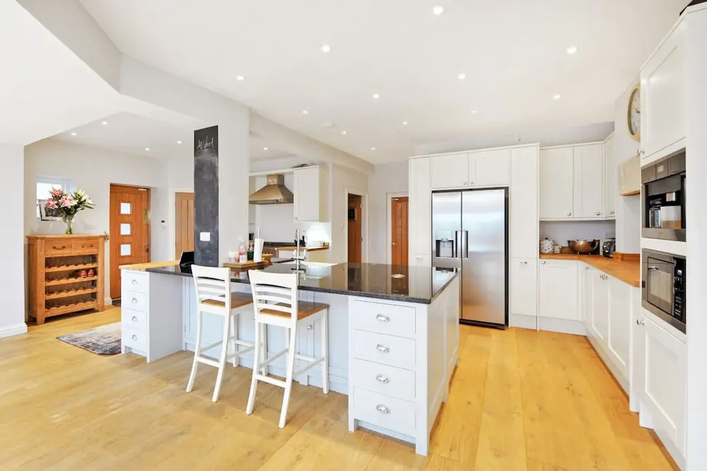 6 Bedroom Edwardian House in Bath