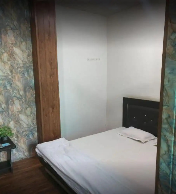 Hotel Gurukripa Inn