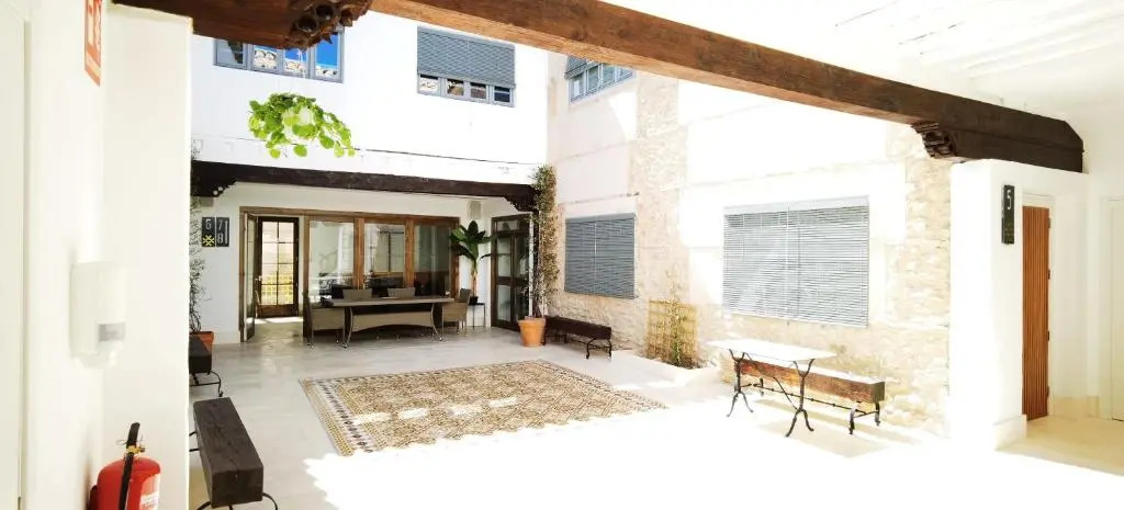 MANZANO PALACE. Habitaciones y Suites 30 m2 en la Plaza Mayor