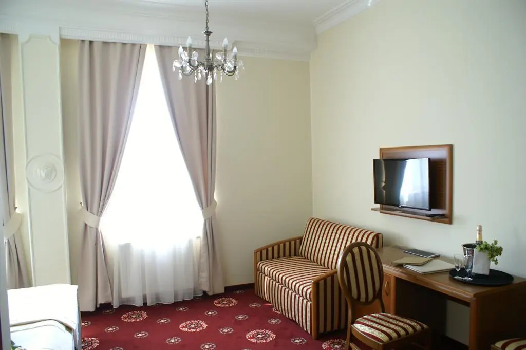 Hotel President
