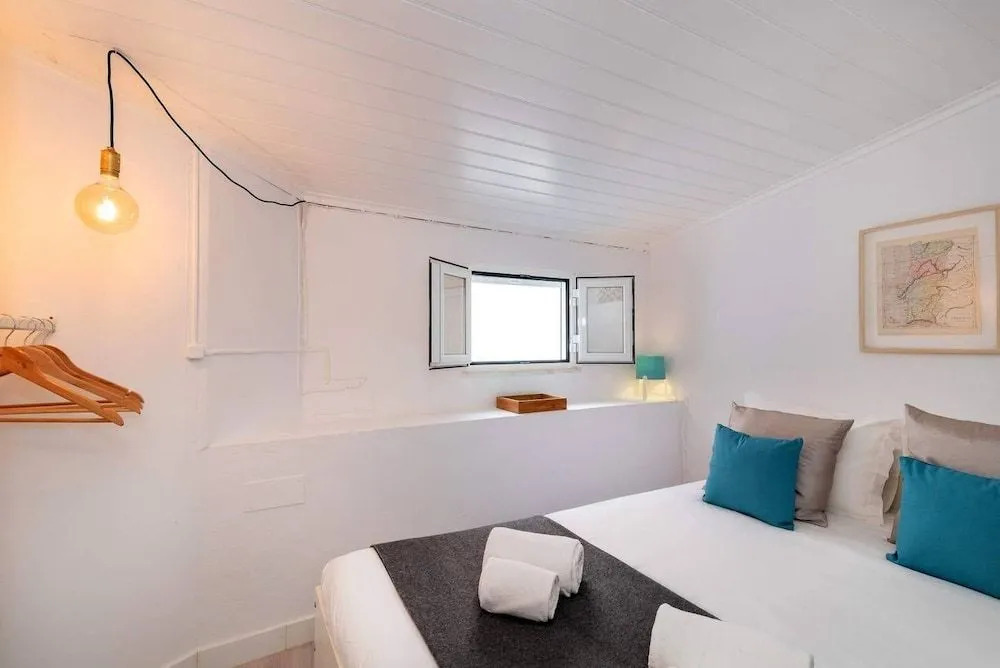 Urban &Trendy Duplex close to Lx Factory