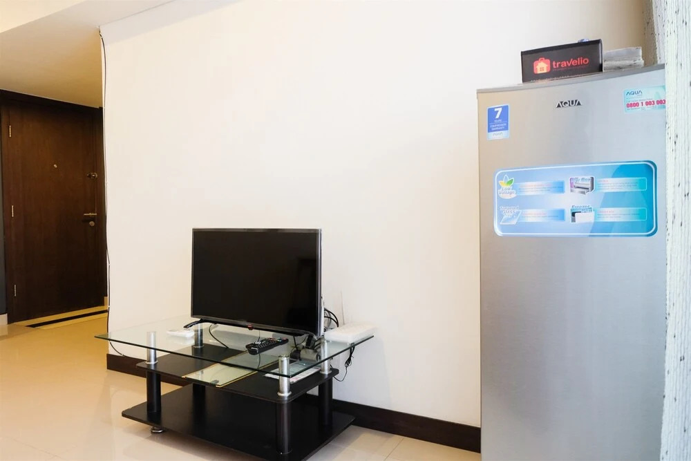 1BR Apartment with Sofa Bed at The H Residence