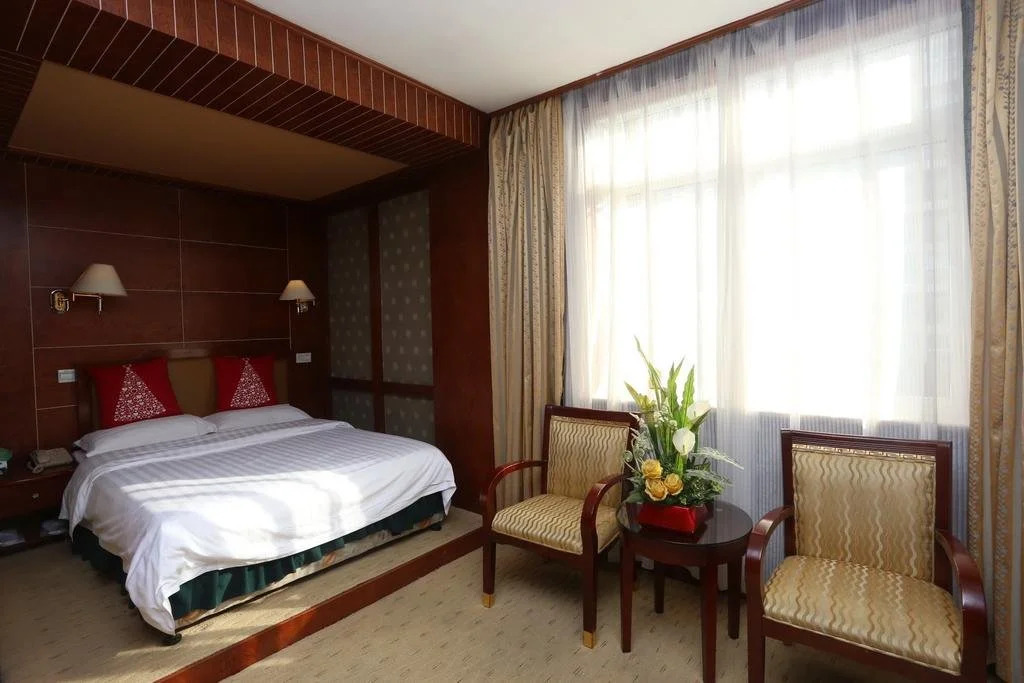 Sunjoy Inn