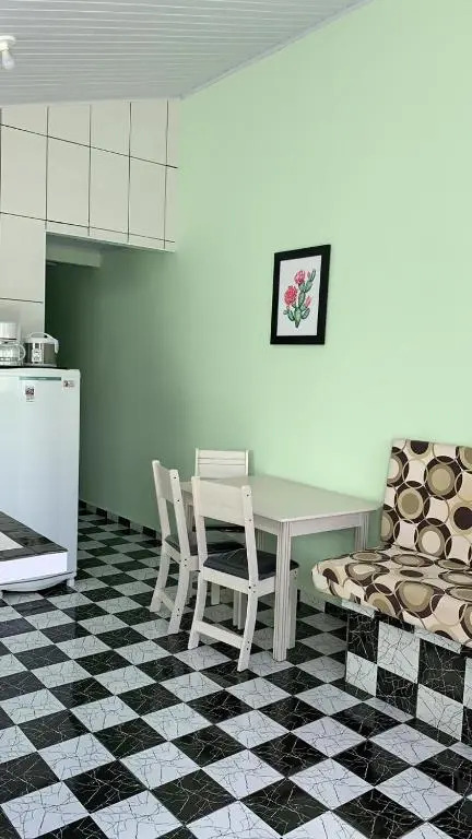 Casa, 1 quadra da praia