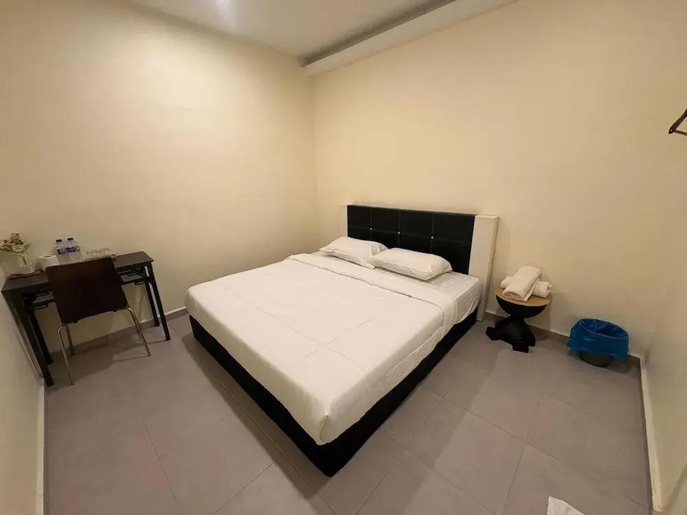 Aman Inn Hotel