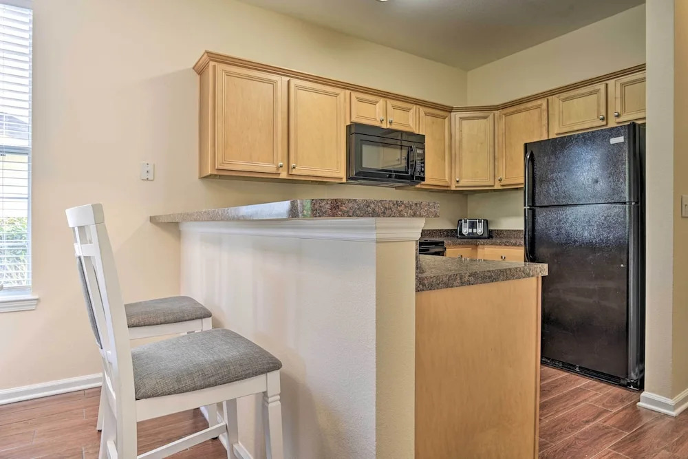 First-floor Myrtle Beach Condo w/ Pool Access!