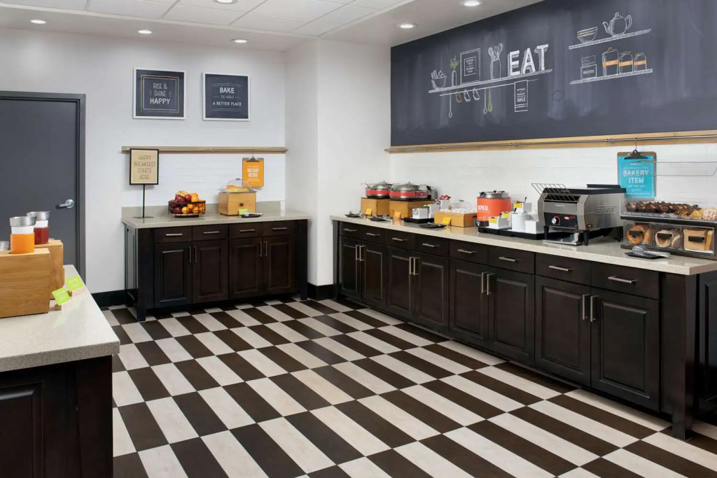 Hampton Inn & Suites by Hilton Phoenix Tempe