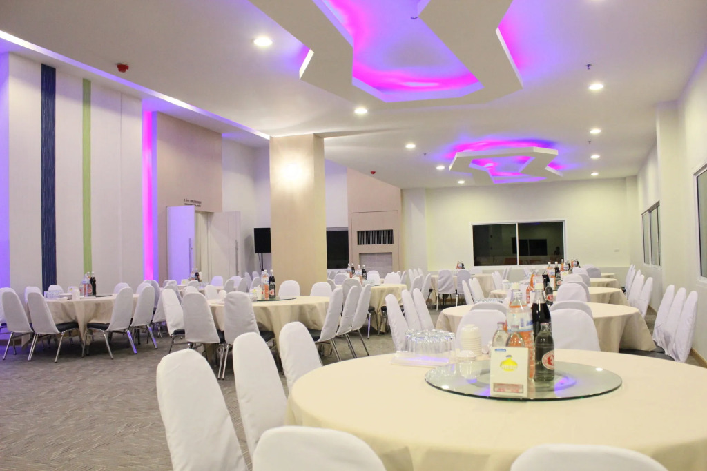 Prachuap Grand Hotel