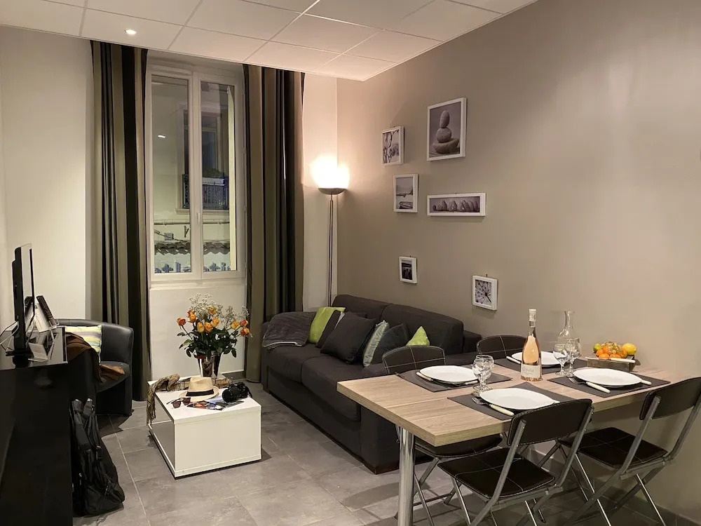 Cannes City Suites