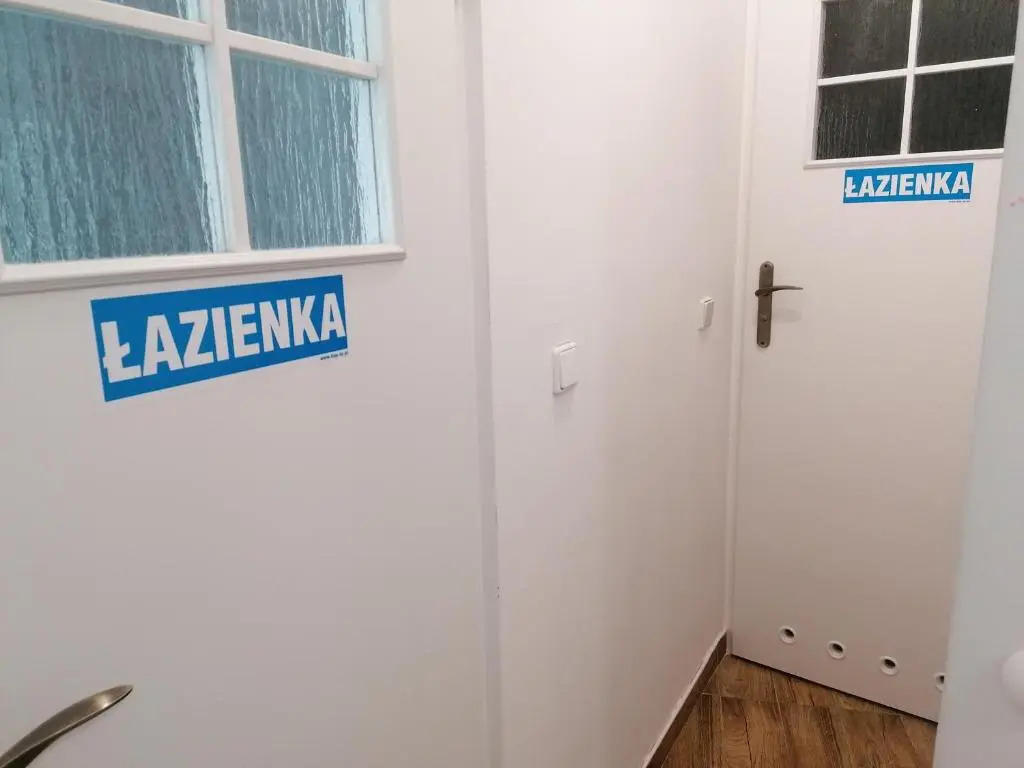 Hostel Tulip - Pokój 2 ze wspólną łazienką i kuchnią