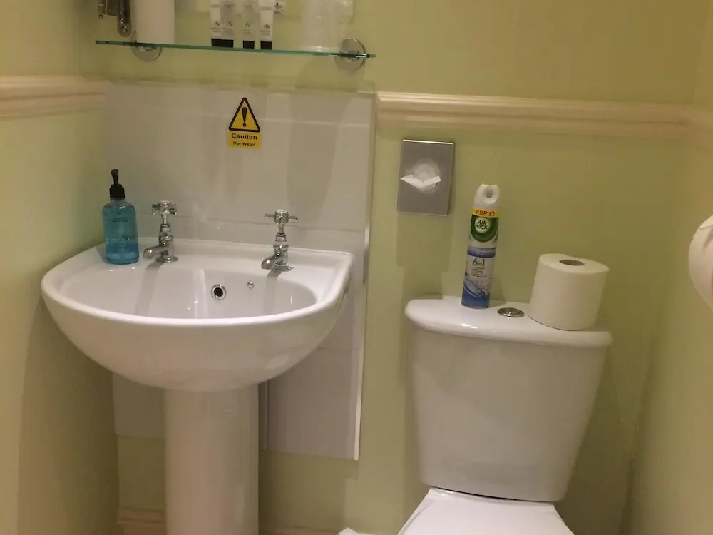 Athol Guest House