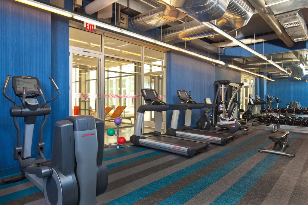 Aloft by Marriott Bolingbrook