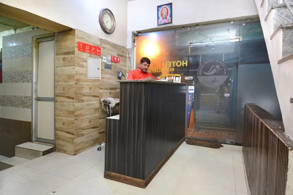 Oyo 29409 Hotel Best Sleep Inn
