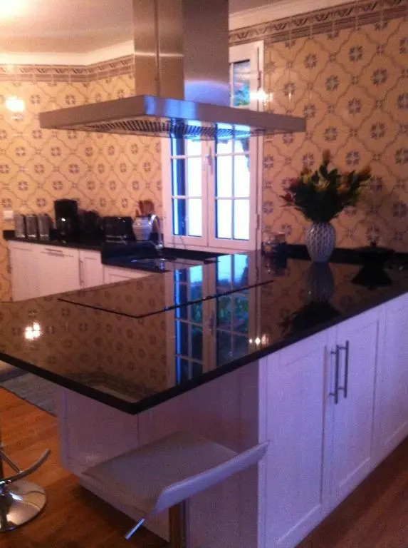 Villa-sleeps2-garden-private park